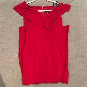 Chic Strapless Red Dress